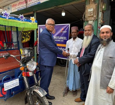 Donation of auto ricksaw 2