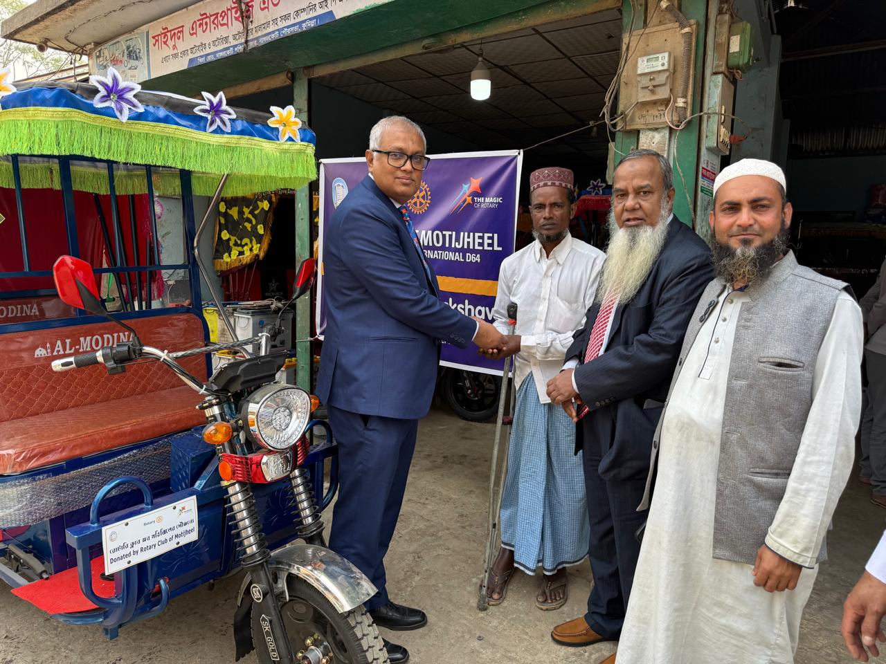 Donation of auto ricksaw 2